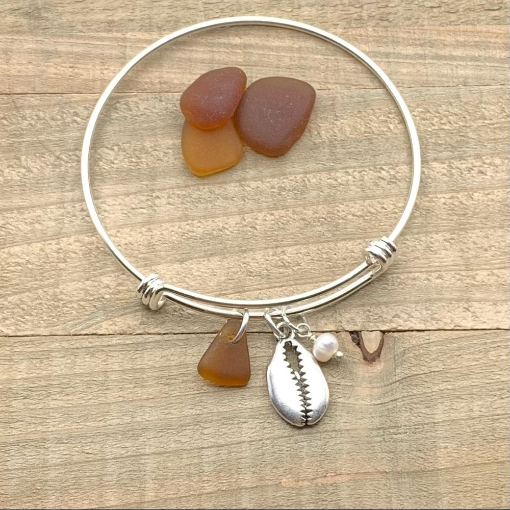 Sea Glass Beach Charm Bracelet w/ Shell And Pearl| Genuine Seaglass Jewelry - Picture 2 of 5
